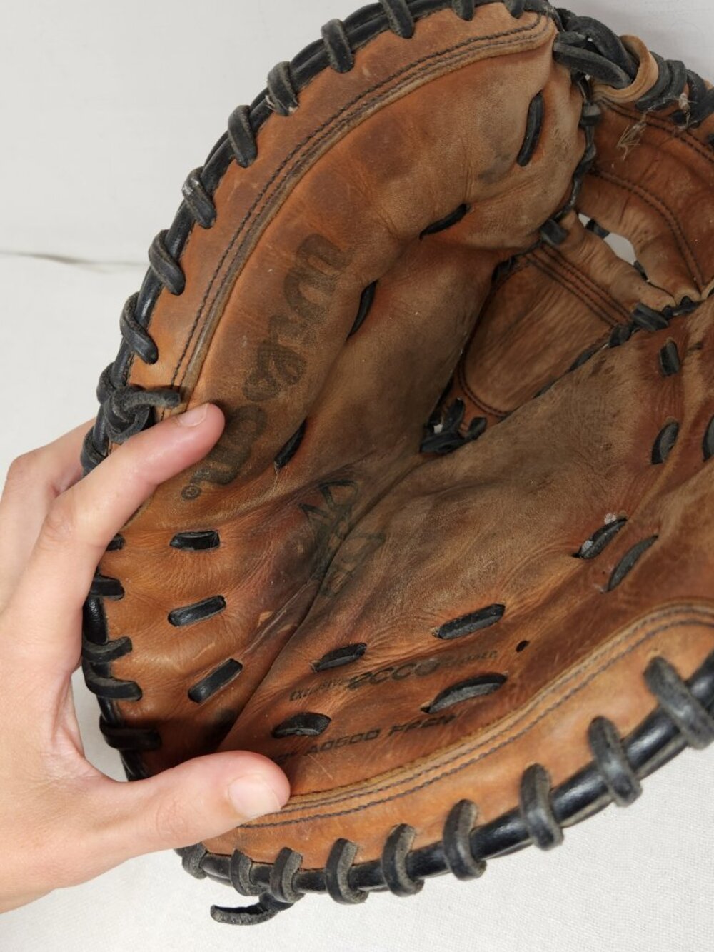 VTG Wilson Softball Mitt 32 Inch Ecco Leather A0500 FPCM Tan Black Catcher Glove - Picture 5 of 6